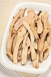 帐篷定位尴尬 《怪物猎人：荒野》将增户外看配装功能